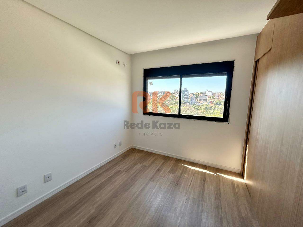 Apartamento à venda no Itapoã: 