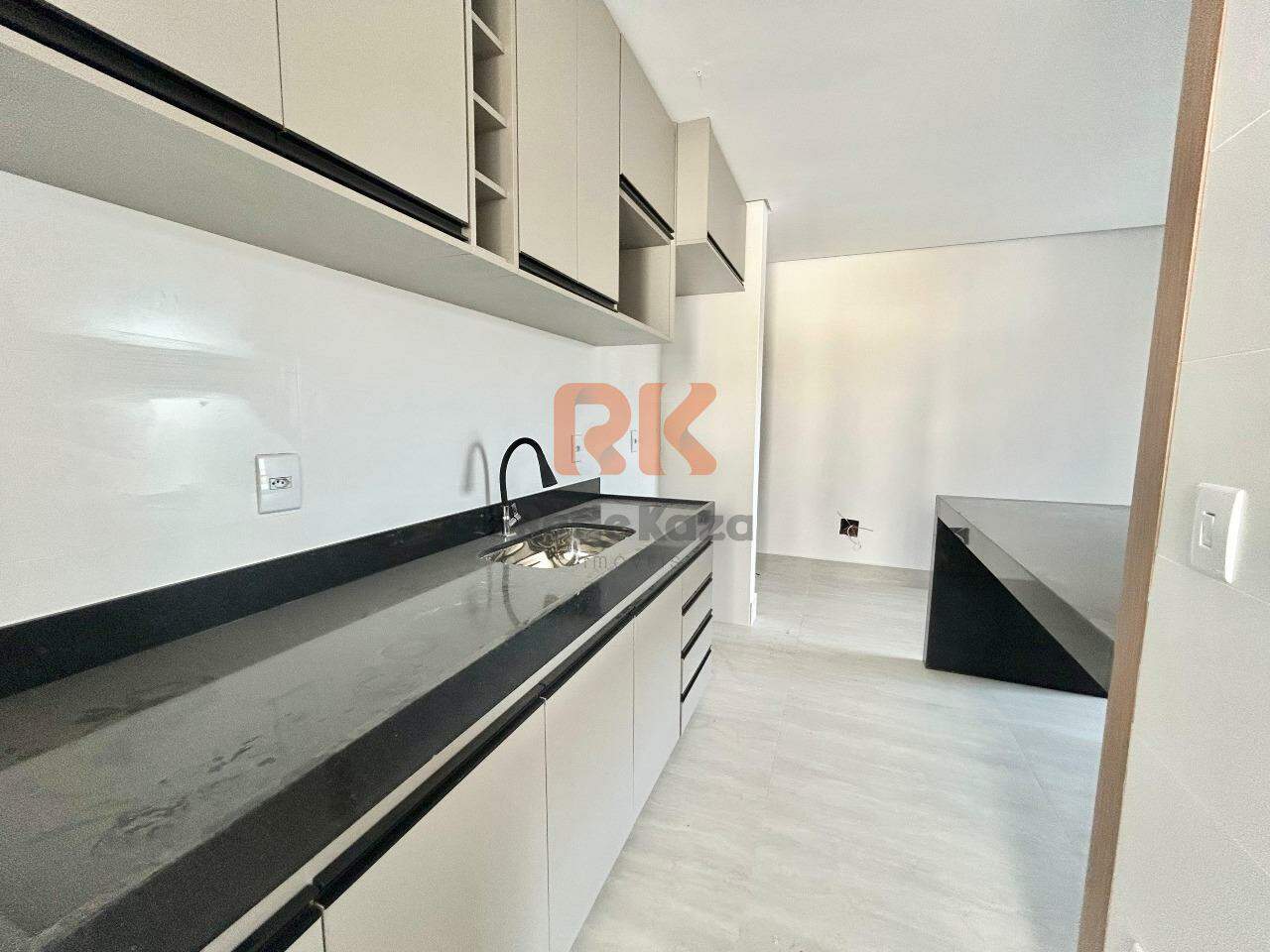 Apartamento à venda no Itapoã: 