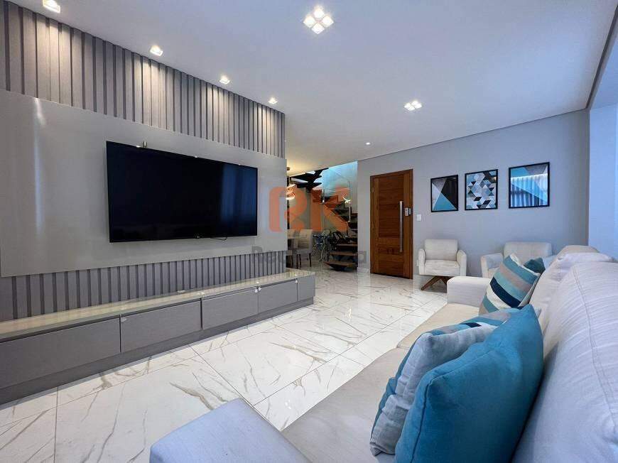 Cobertura à venda no Heliópolis: 