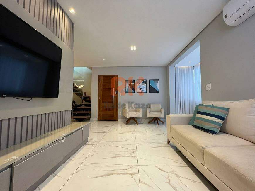 Cobertura à venda no Heliópolis: 