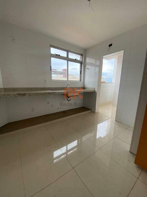Apartamento à venda no Liberdade: 