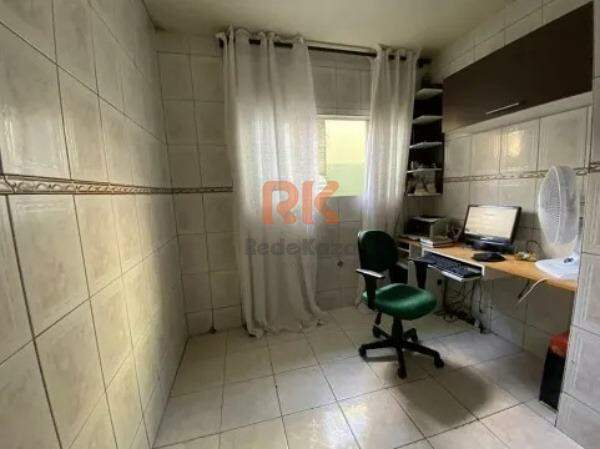 Casa à venda no Alípio de Melo: 