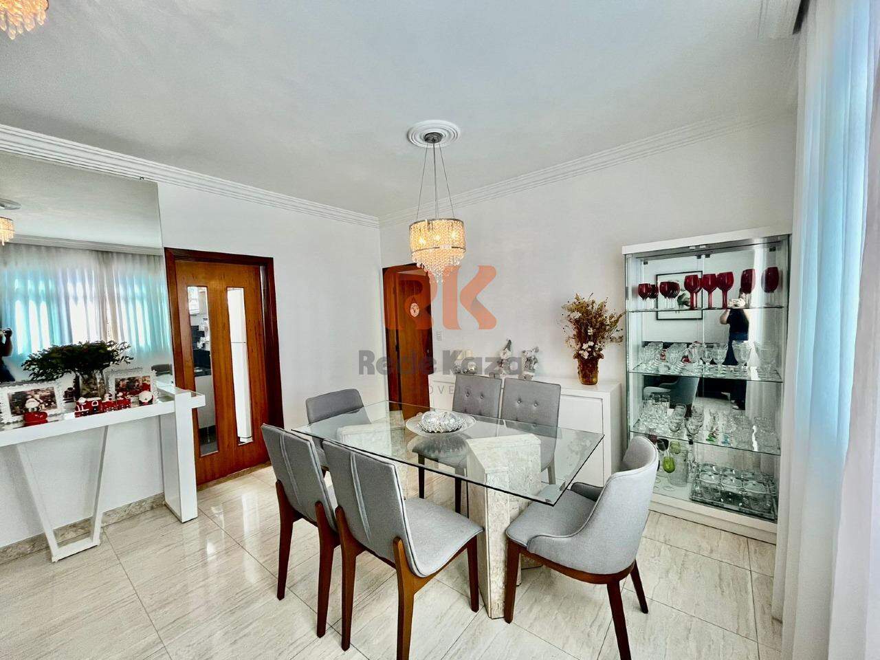 Apartamento à venda no Castelo: 