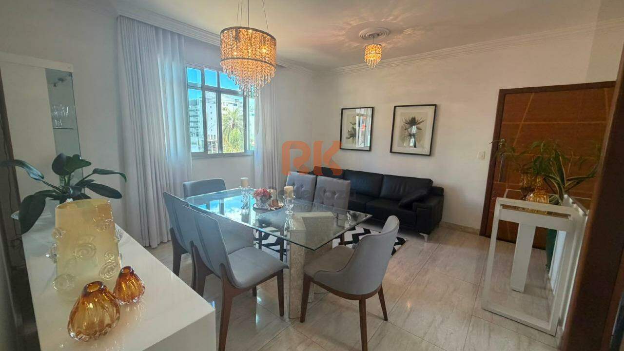 Apartamento à venda no Castelo: 