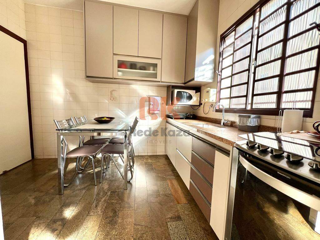 Apartamento à venda no Dona Clara: 