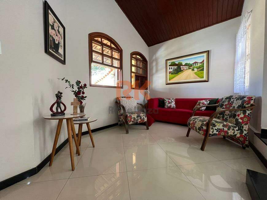 Casa à venda no Planalto: 