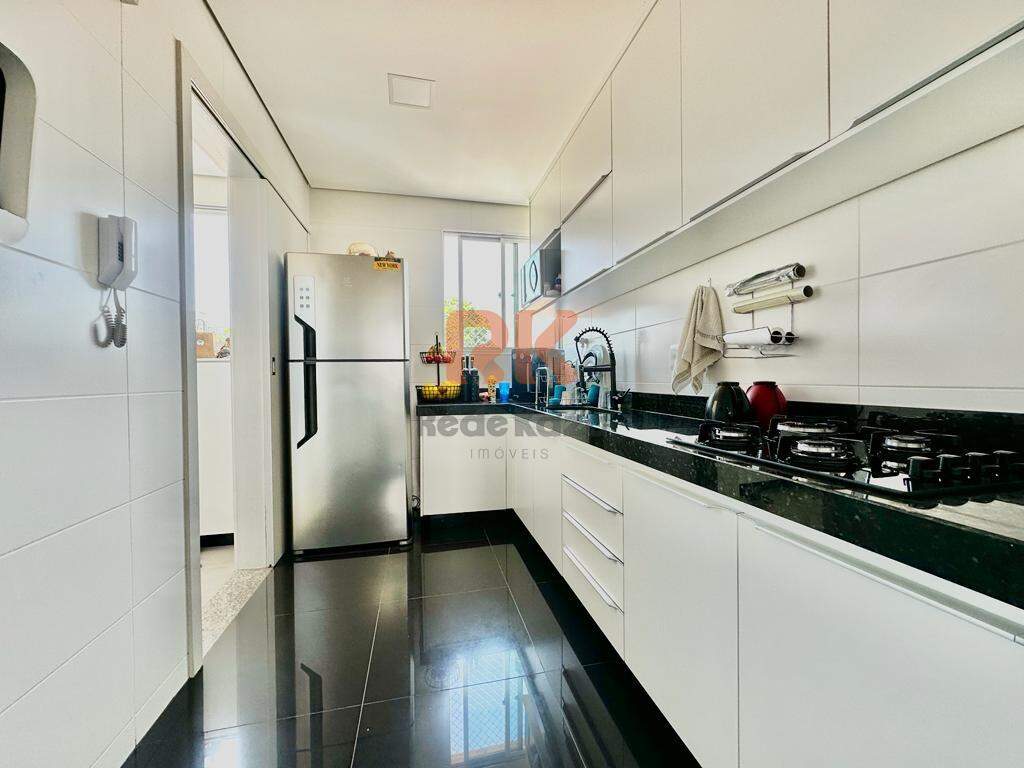 Cobertura à venda no Santa Branca: 