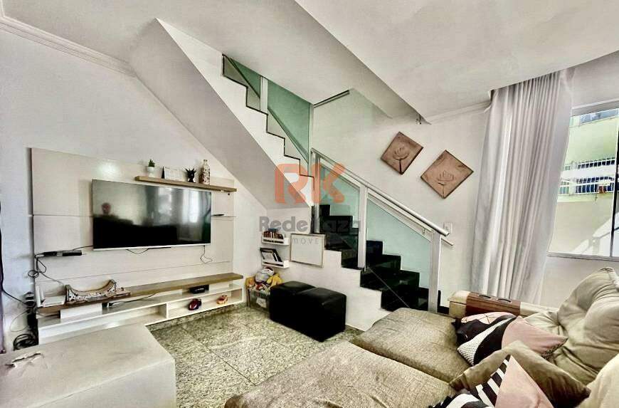 Casa geminada à venda no Manacás: 