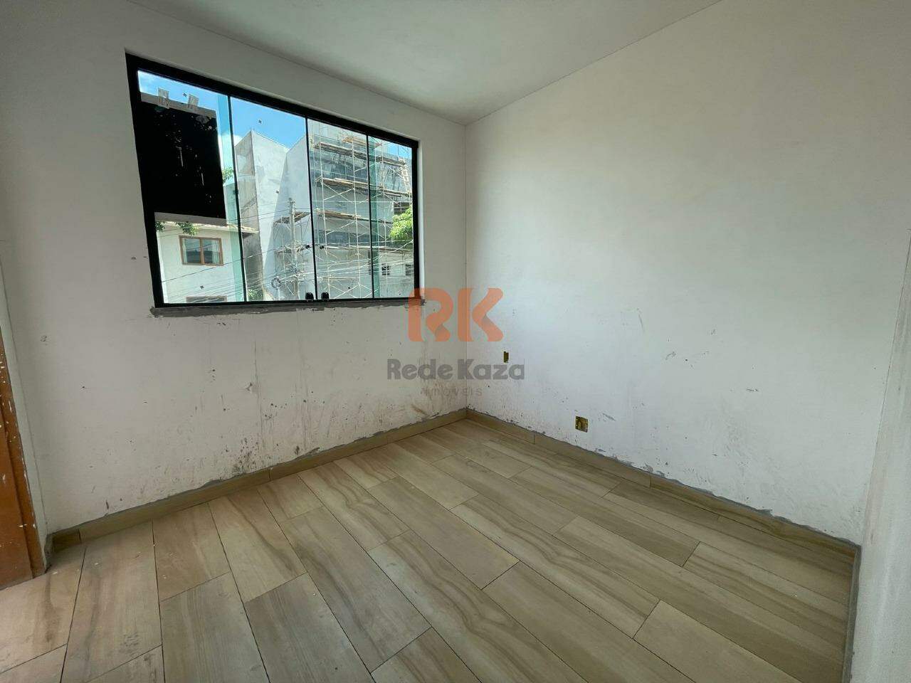 Casa geminada à venda no Cabral: 