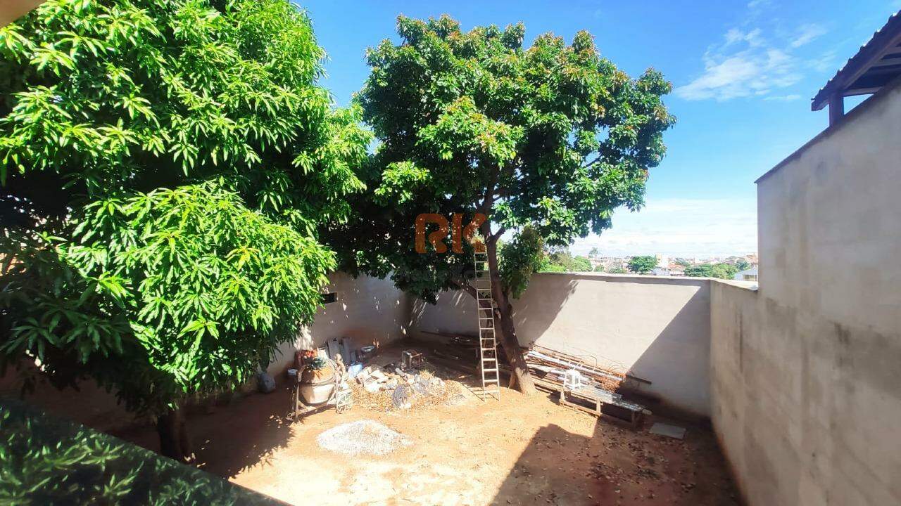 Casa à venda no Dom Bosco: 