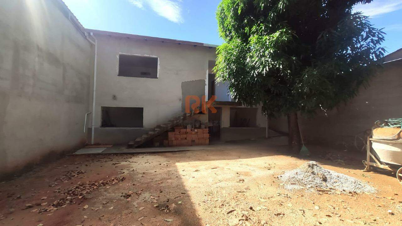 Casa à venda no Dom Bosco: 