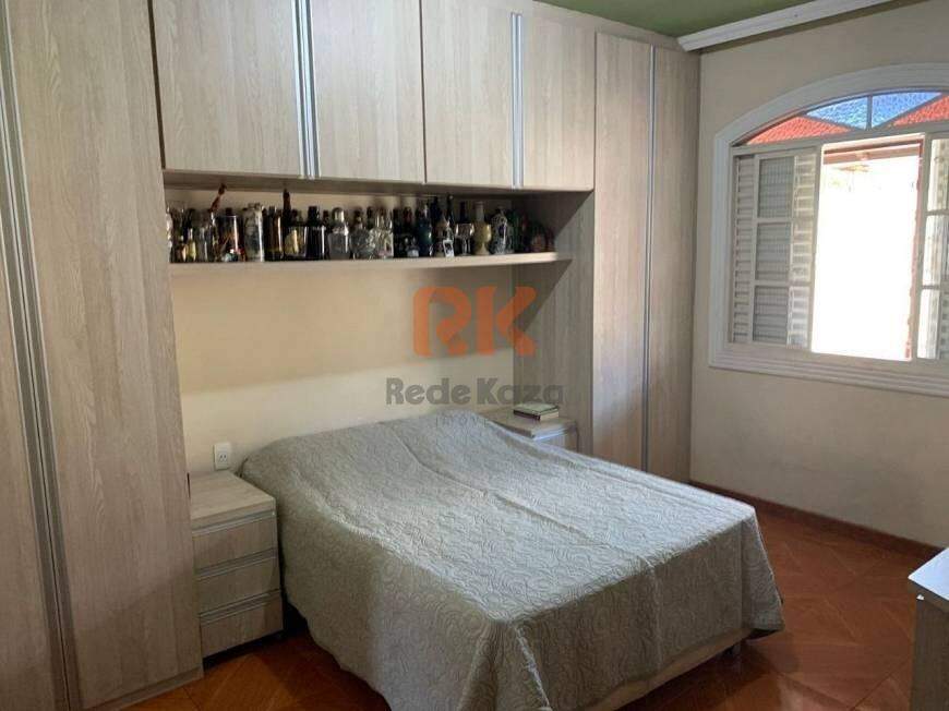 Casa à venda no Trevo: 