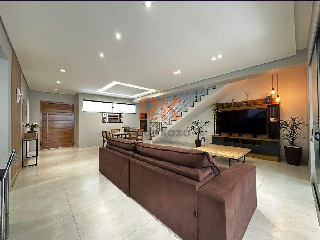 Casa à venda no Planalto: 