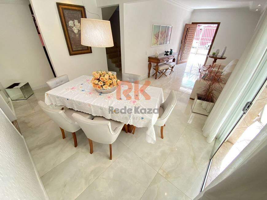 Casa à venda no Planalto: 