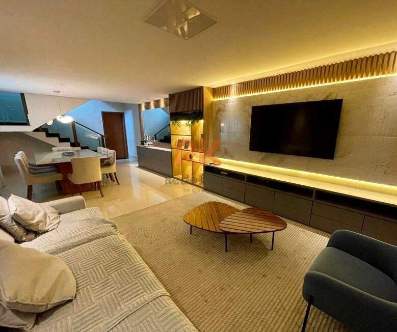 Casa geminada à venda no Cabral: 