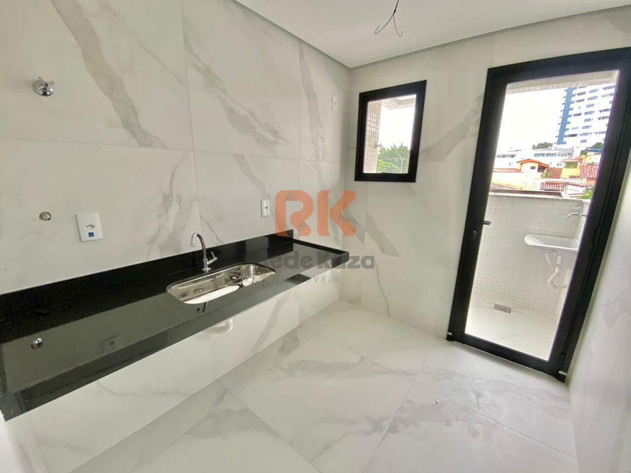 Apartamento à venda no Itapoã: 