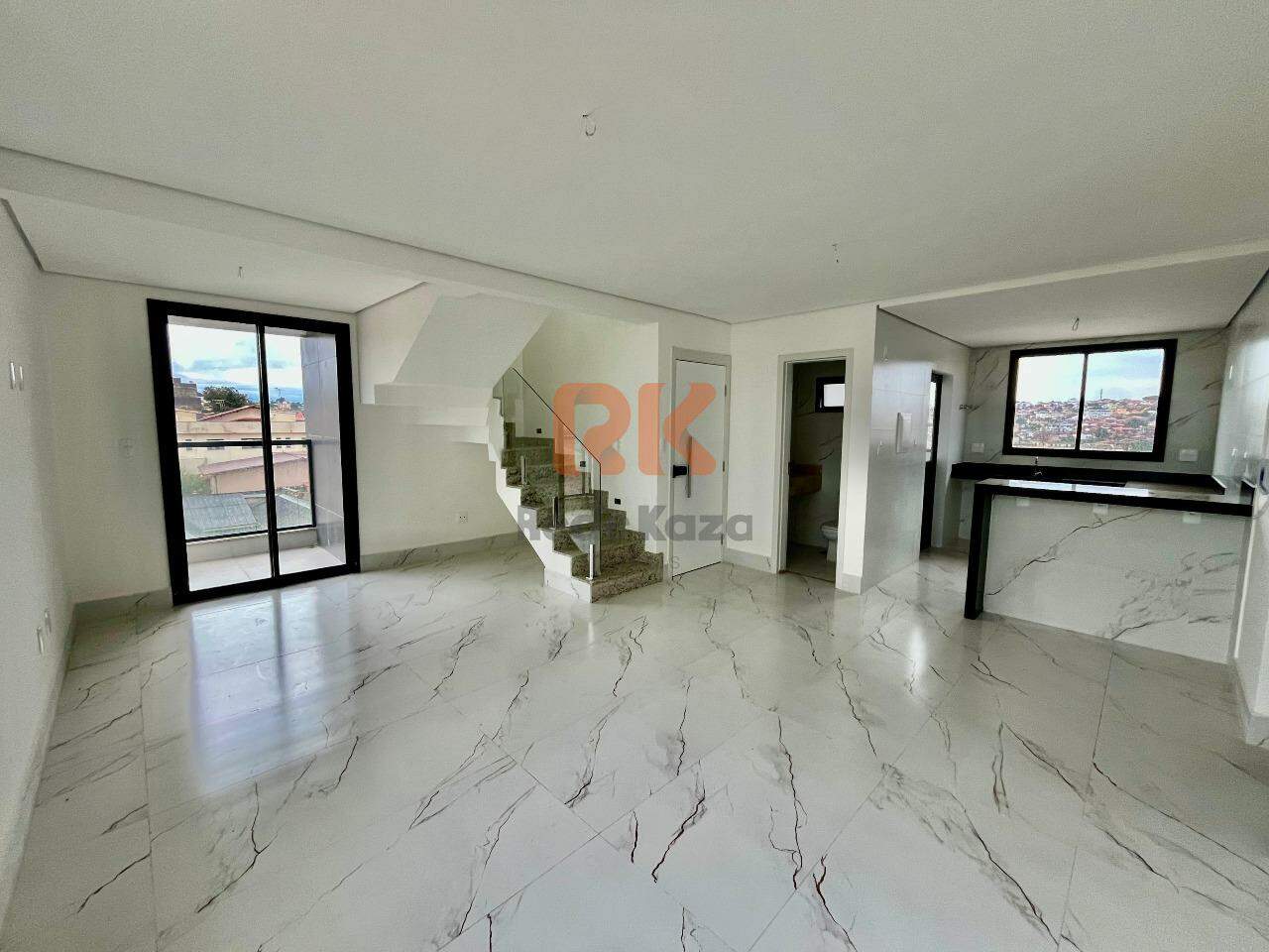 Cobertura à venda no Santa Amélia: 