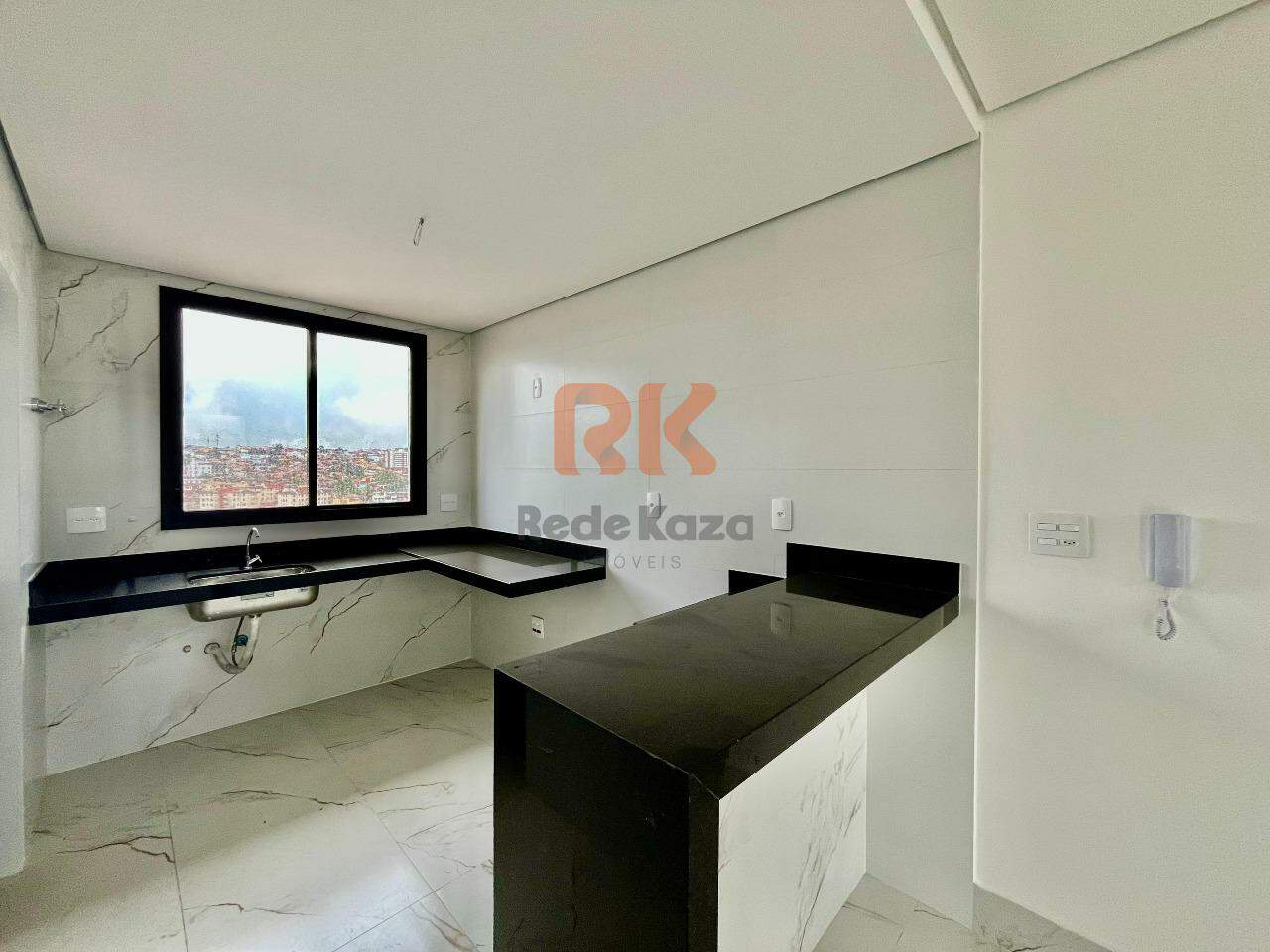 Cobertura à venda no Santa Amélia: 