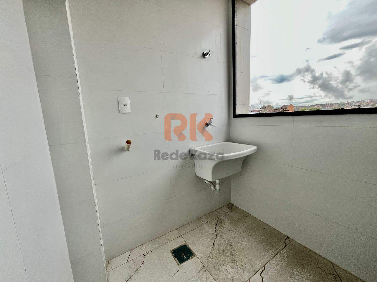 Apartamento à venda no Santa Amélia: 