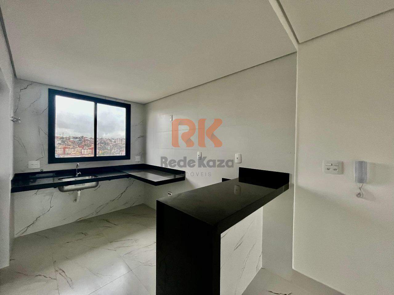 Apartamento à venda no Santa Amélia: 