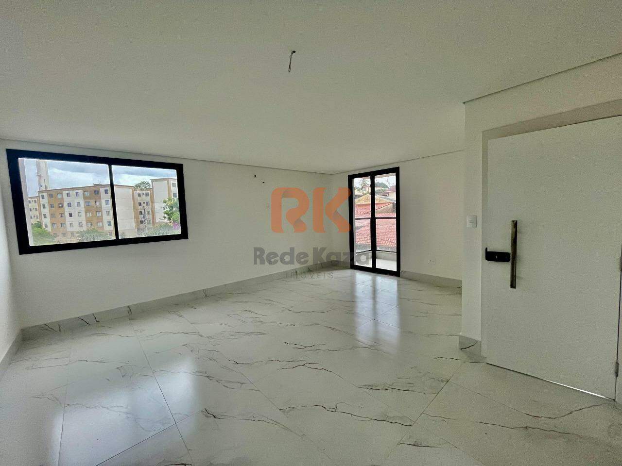 Apartamento à venda no Santa Amélia: 