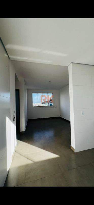 Apartamento à venda no Cabral: 