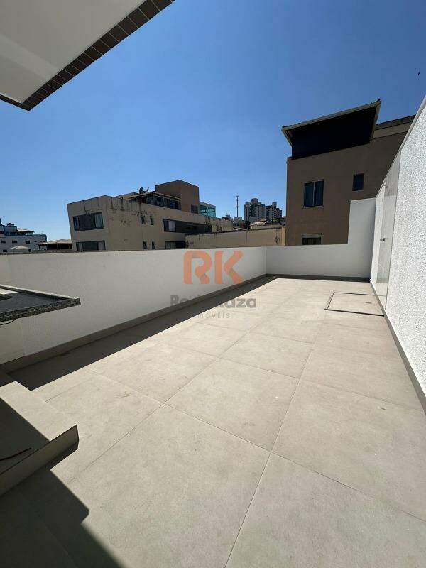 Cobertura à venda no Europa: 