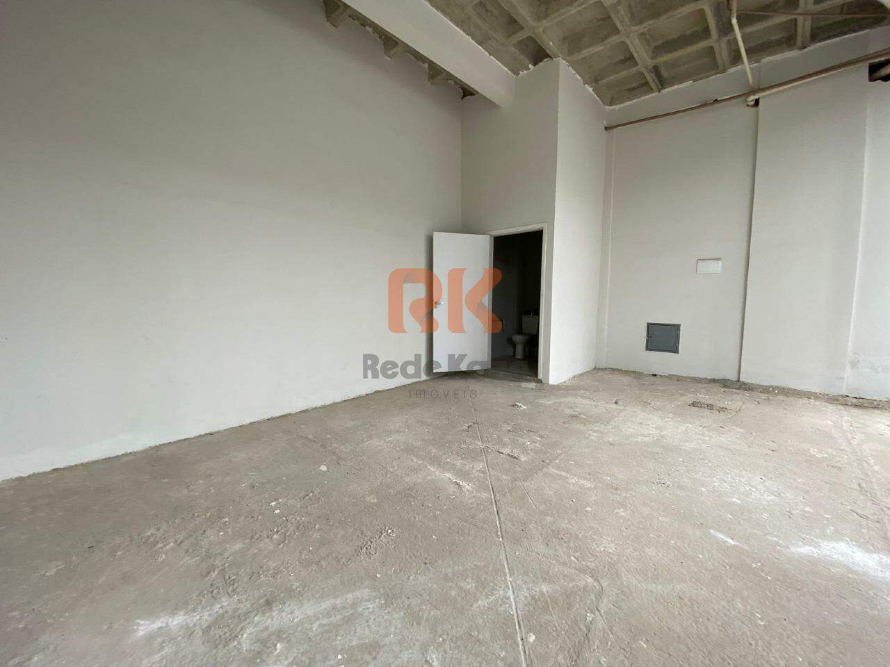 Loja para aluguel no Liberdade: 