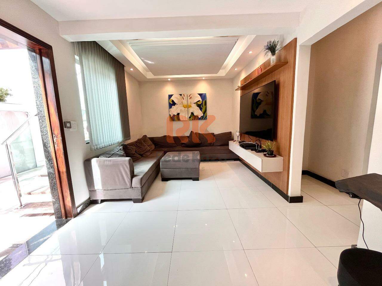 Casa geminada à venda no Planalto: 