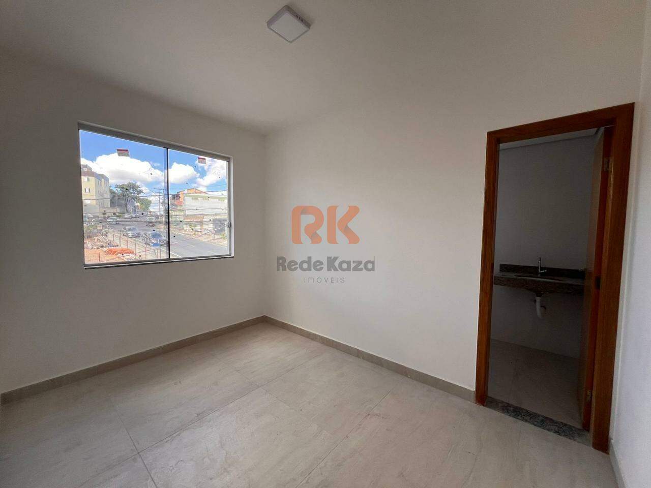 Área privativa à venda no Arvoredo: 