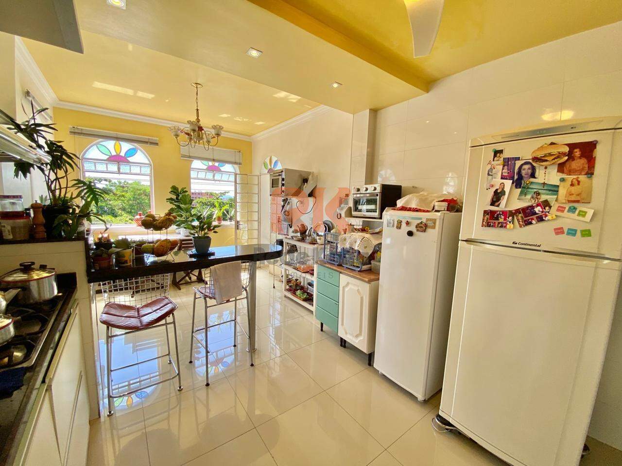 Casa à venda no Planalto: 