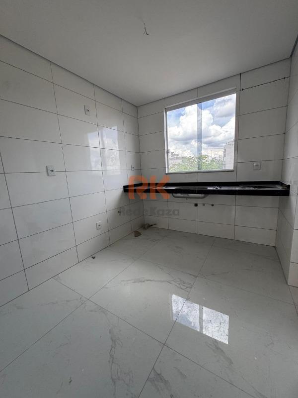 Apartamento à venda no Cabral: 
