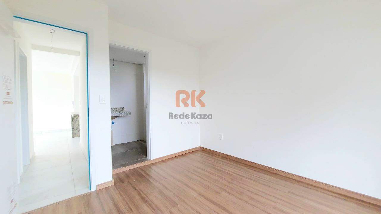 Apartamento à venda no Cabral: 