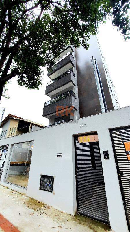 Apartamento à venda no Cabral: 