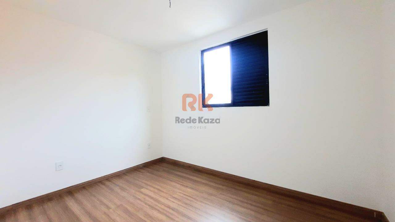 Apartamento à venda no Cabral: 