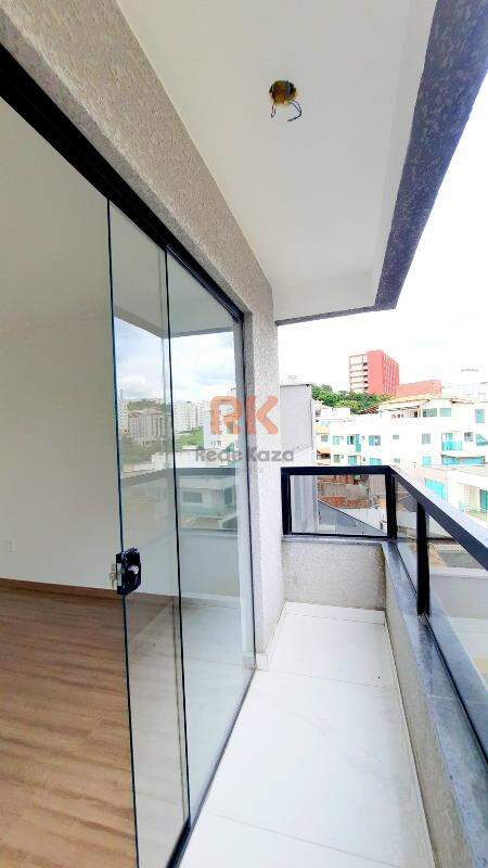 Apartamento à venda no Cabral: 