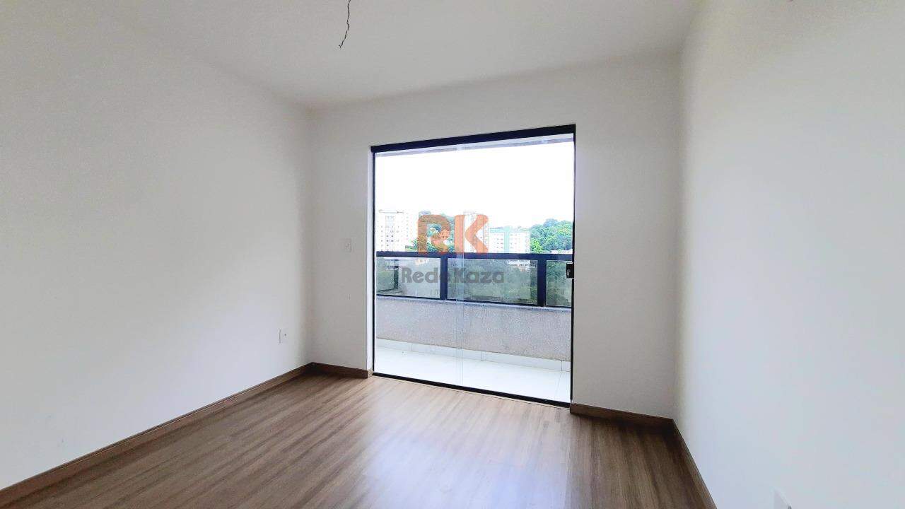 Apartamento à venda no Cabral: 