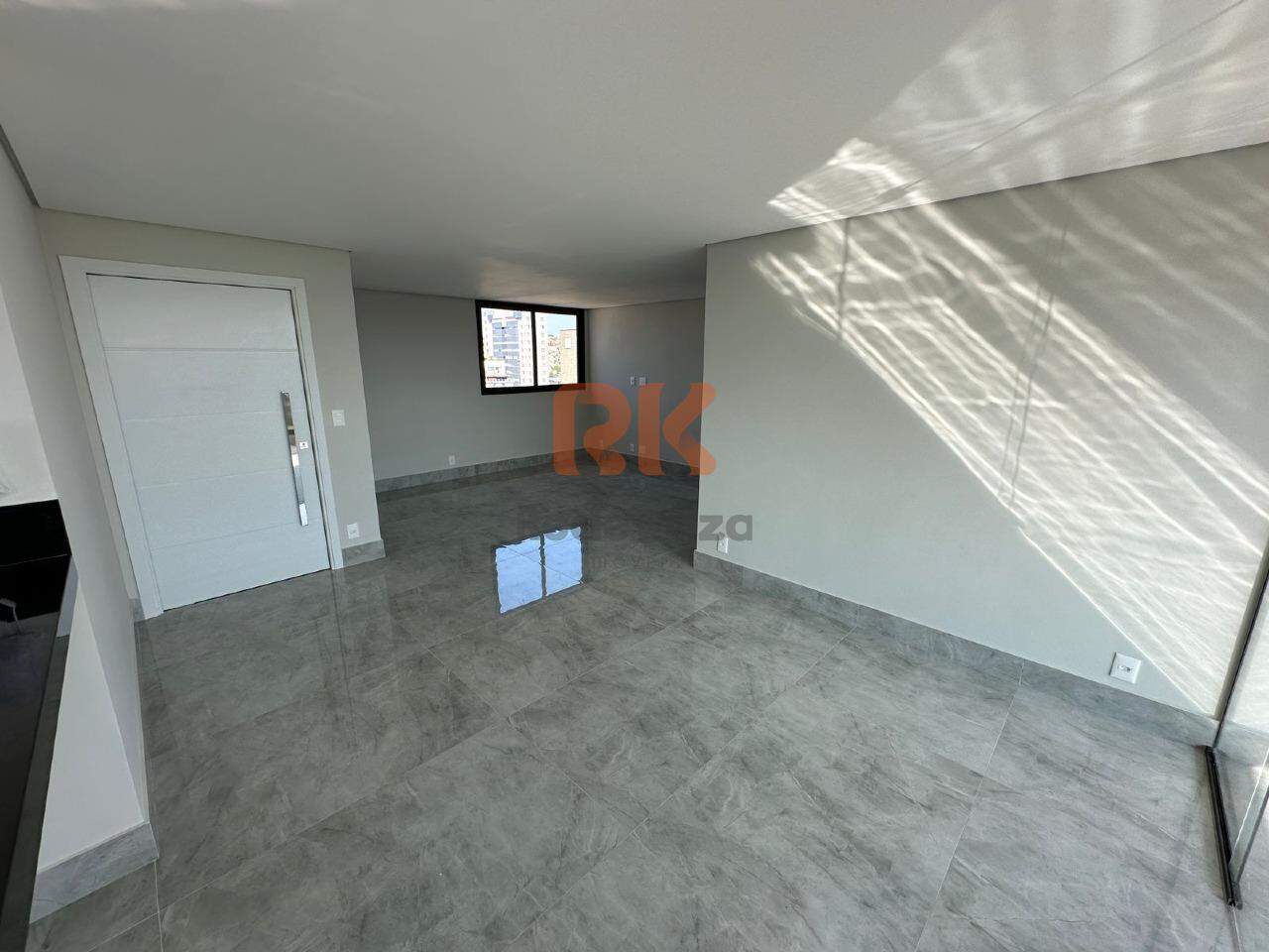 Apartamento à venda no Castelo: 