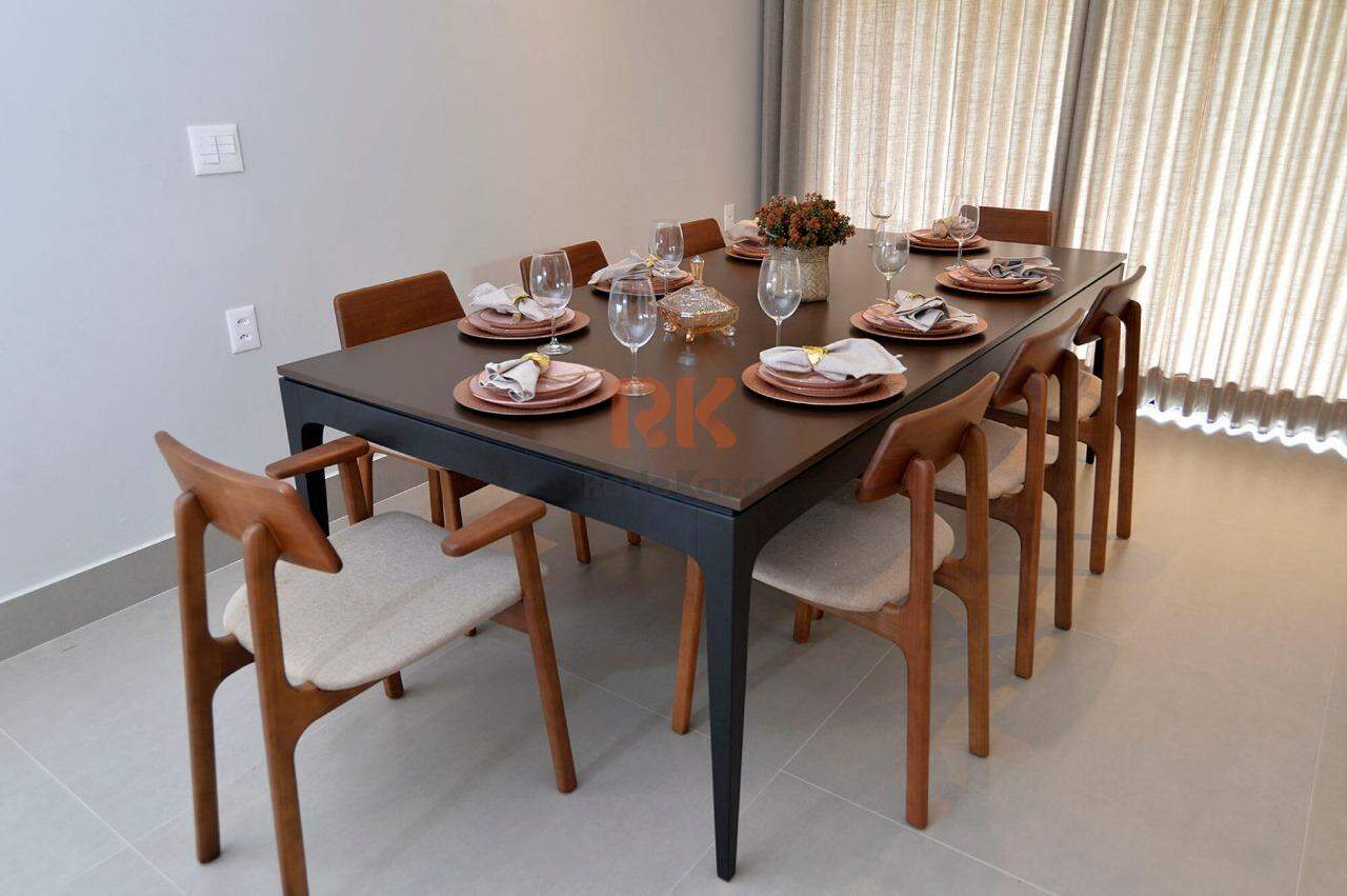 Casa em condomínio à venda no Garças: 