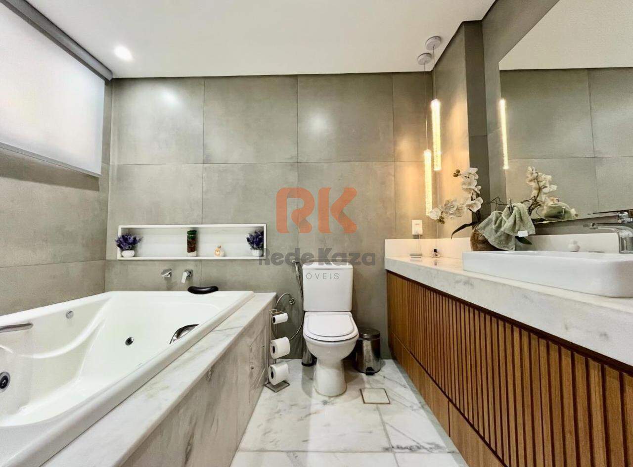 Área privativa à venda no Castelo: 