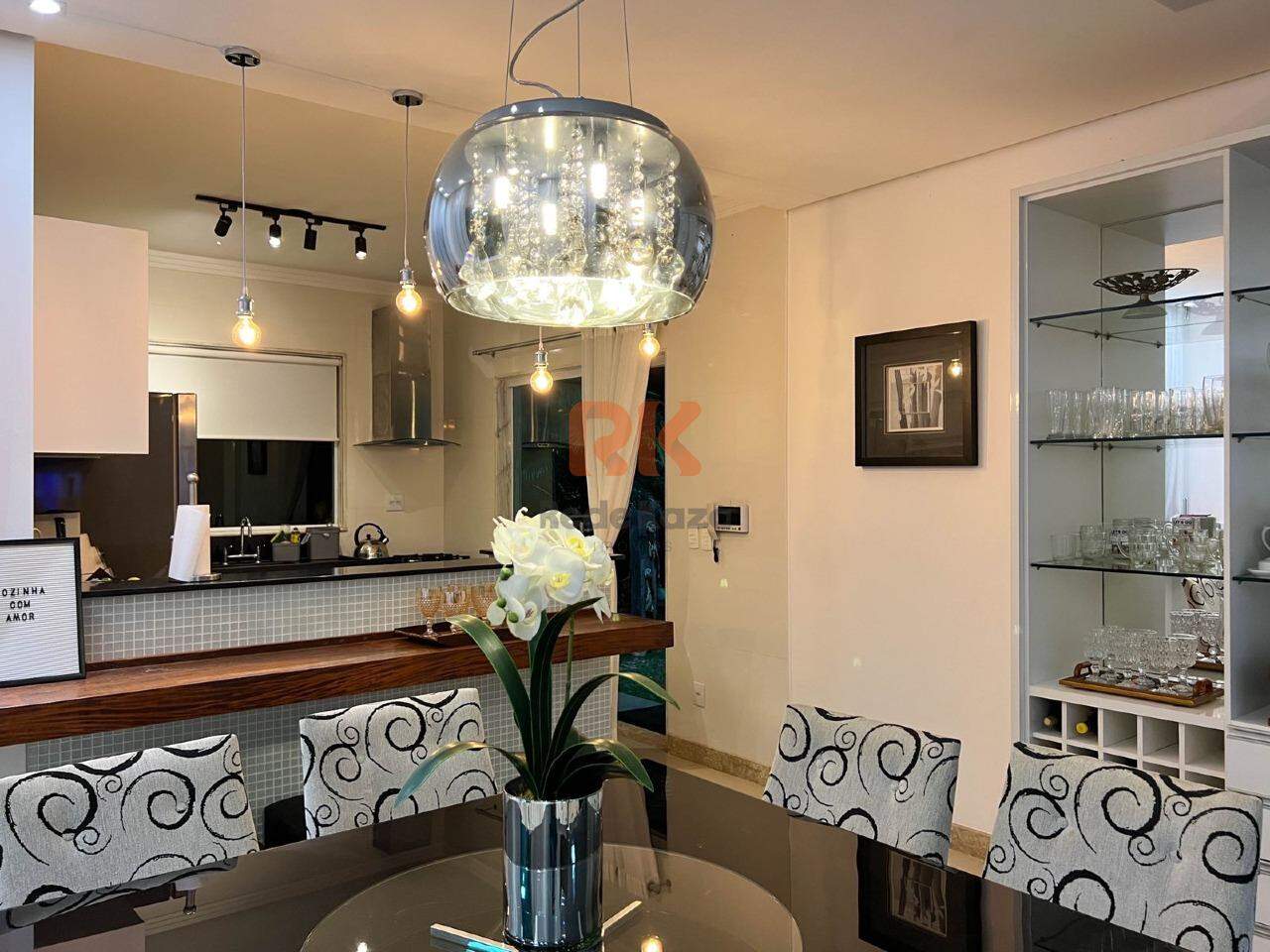 Casa em condomínio à venda no Residencial Vitória I: 