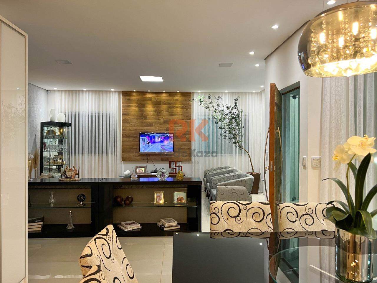 Casa em condomínio à venda no Residencial Vitória I: 