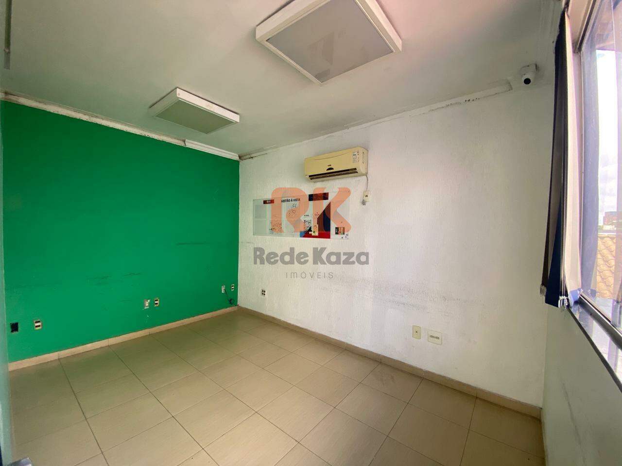 Casa comercial à venda no Novo Boa Vista: 