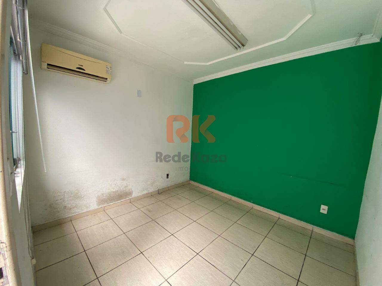 Casa comercial à venda no Novo Boa Vista: 