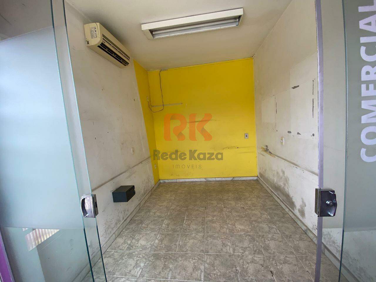 Casa comercial à venda no Centro: 