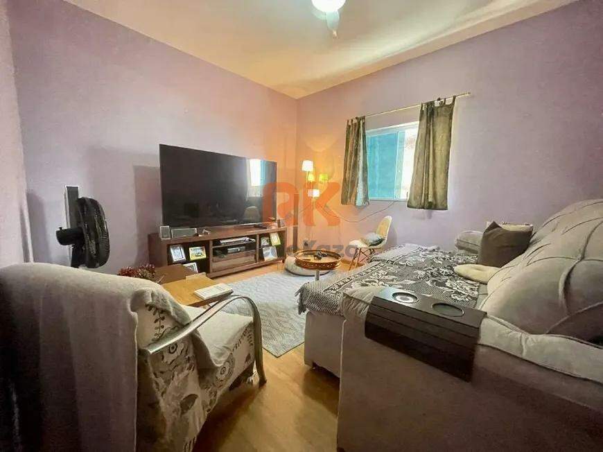 Casa para aluguel no Santa Rosa: 