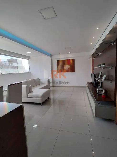 Apartamento à venda no Castelo: 