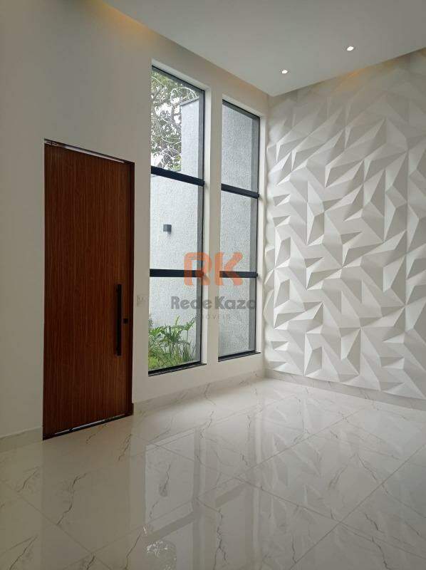 Casa geminada à venda no Lagoa Mansões: 