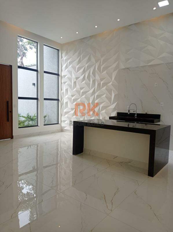 Casa geminada à venda no Lagoa Mansões: 