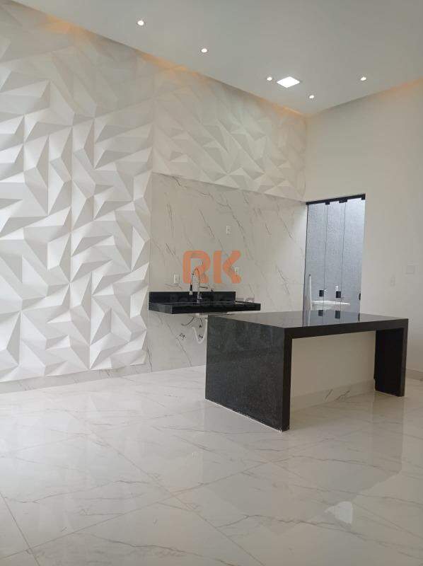 Casa geminada à venda no Lagoa Mansões: 